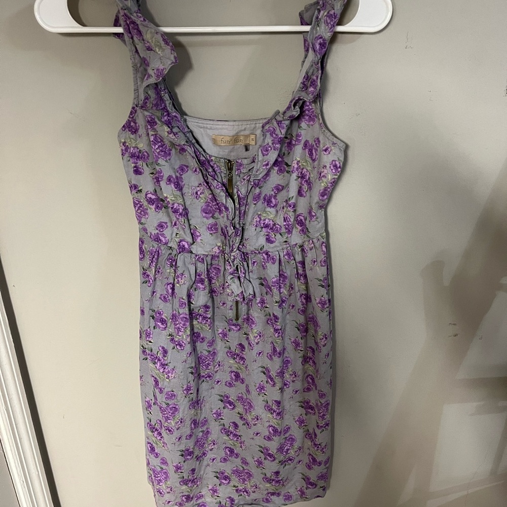 Dress Purple ruffle sleeves size small mint condition